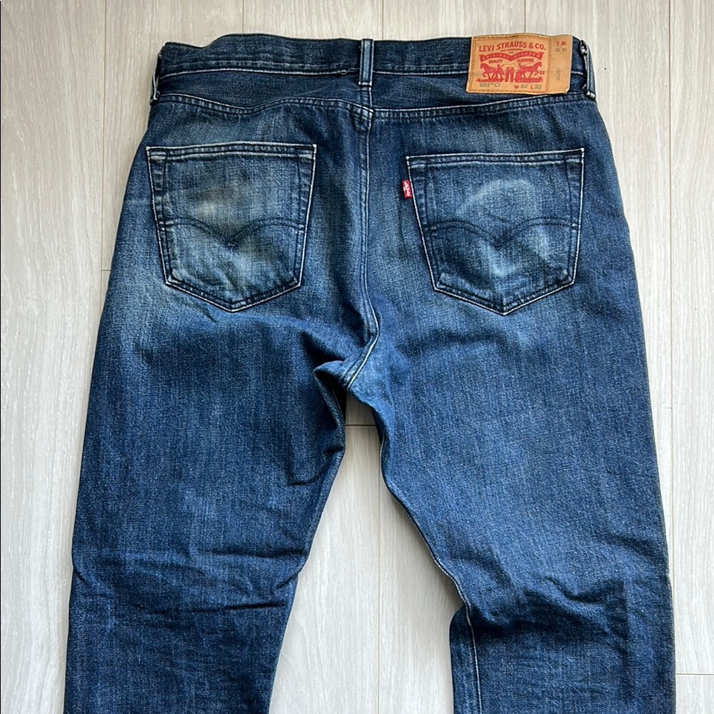 Levi's Blue Straight Jeans with Classic Indigo Wash